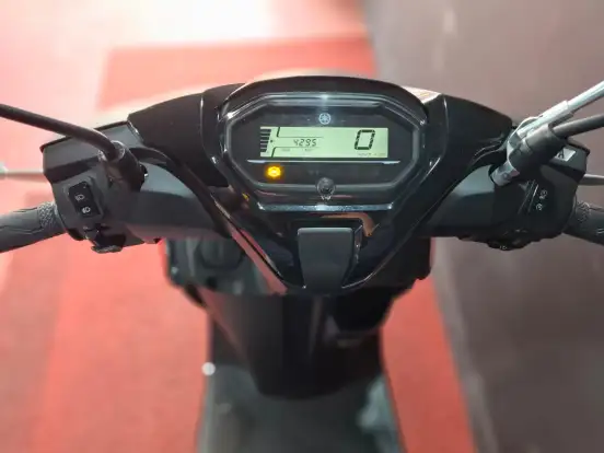 YAMAHA-FLUO 125 HYBRID CONNECTED ABS-2025