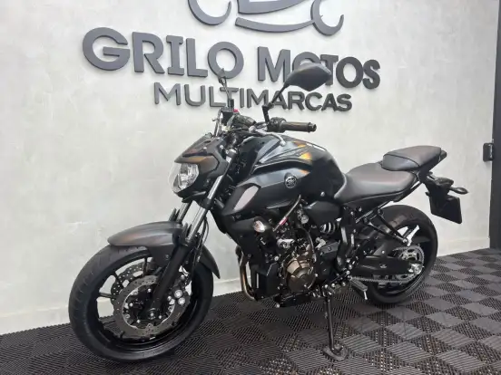 YAMAHA-MT-07 ABS-2023