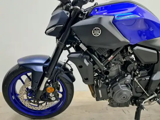 YAMAHA-MT-07 CONNECTED ABS-2025