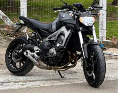 YAMAHA MT-09 YAMAHA MT-09