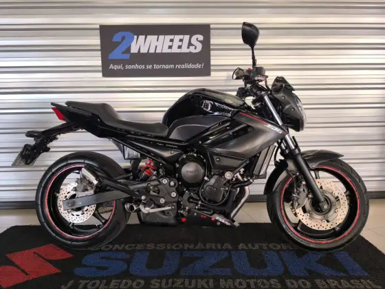 YAMAHA XJ6 N 