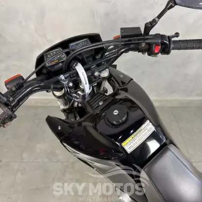 YAMAHA-XT 600 E-2002