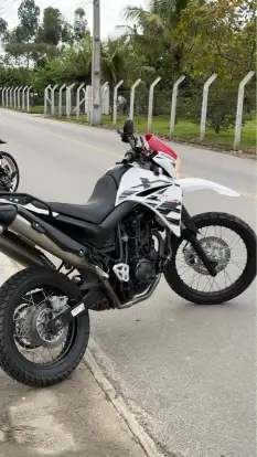 YAMAHA-XT 660R-2009