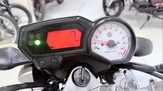 YAMAHA-YS 250 FAZER-2013