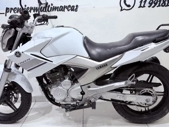 YAMAHA-YS 250 FAZER YAMAHA-YS 250 FAZER-2013