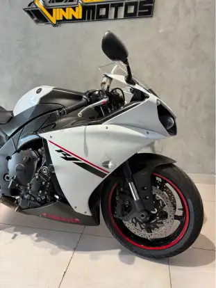 YAMAHA-YZF R1-2014