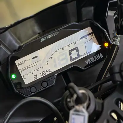 YAMAHA-YZF R15 YAMAHA-YZF R15-2026