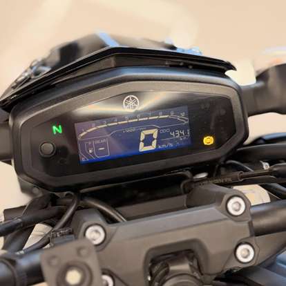 YAMAHA-FZ15 FAZER CONNECTED ABS-2025