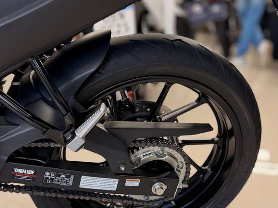 YAMAHA-FZ15 FAZER CONNECTED ABS YAMAHA-FZ15 FAZER CONNECTED ABS-2025