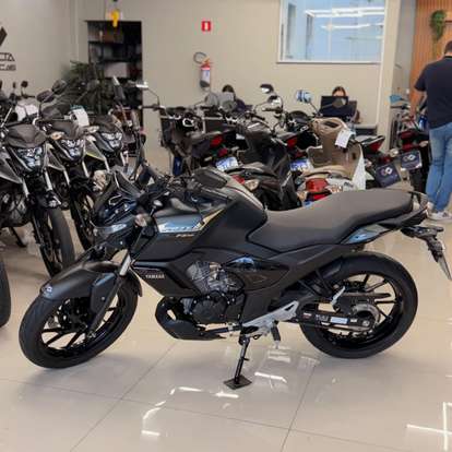 YAMAHA-FZ15 FAZER CONNECTED ABS-2025