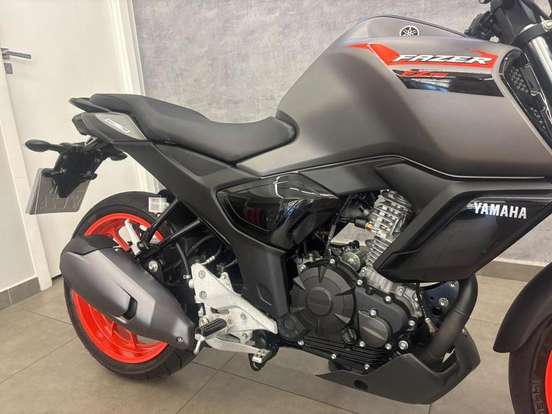 YAMAHA-FZ15 FAZER CONNECTED ABS YAMAHA-FZ15 FAZER CONNECTED ABS-2025