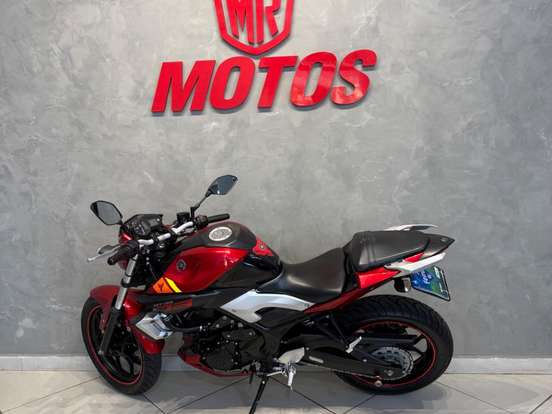 YAMAHA-MT-03 YAMAHA-MT-03-2016