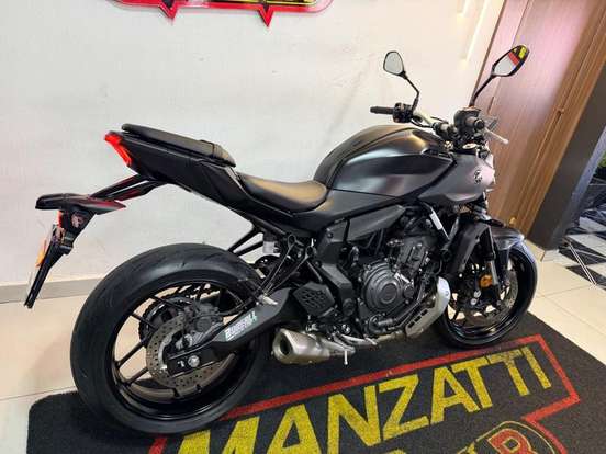 YAMAHA-MT-07 CONNECTED ABS-2025