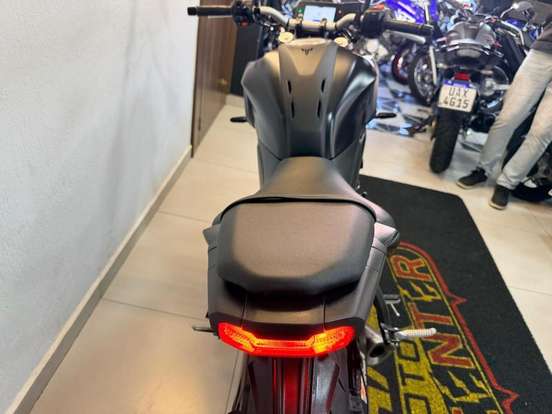 YAMAHA-MT-07 CONNECTED ABS-2025