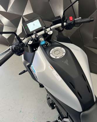 YAMAHA-MT-07 CONNECTED ABS-2025