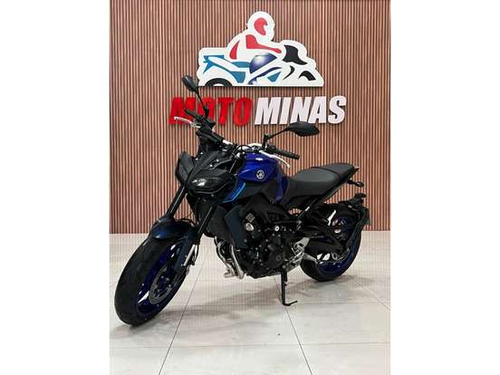 YAMAHA-MT-09-2024