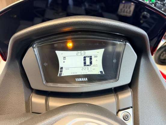 YAMAHA-NMAX CONNECTED 160 ABS-2024