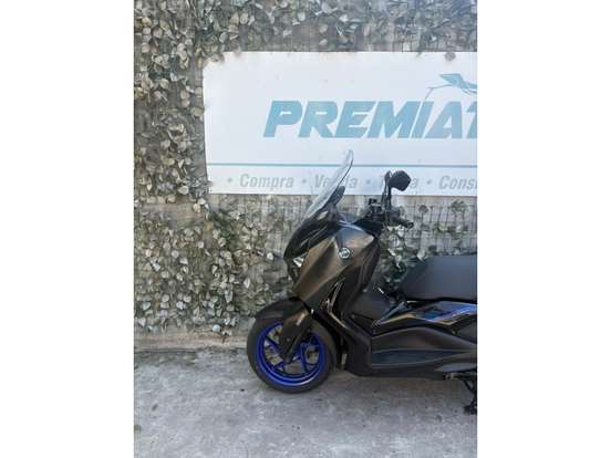 YAMAHA-XMAX 300 CONNECTED ABS-2025