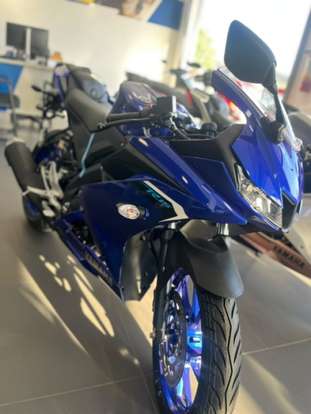 YAMAHA-YZF R15-2026