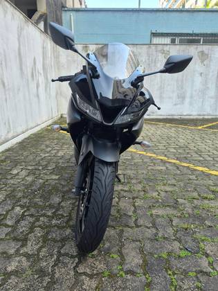 YAMAHA YZF R15 