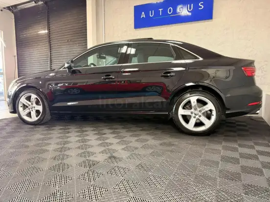 AUDI-A3-2021