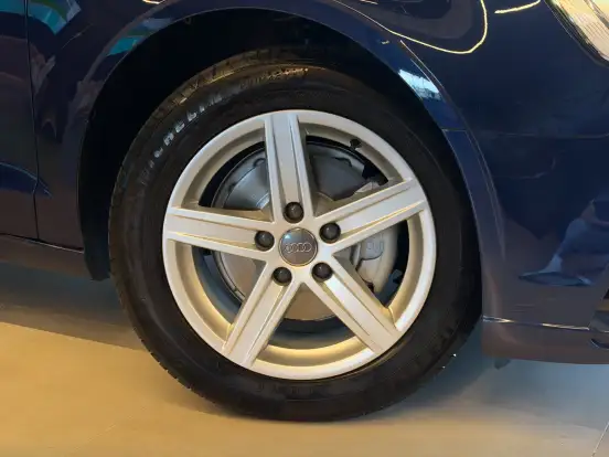 AUDI-A3-2019