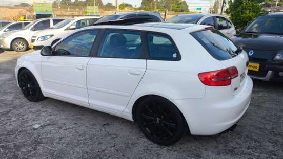 AUDI-A3-2010