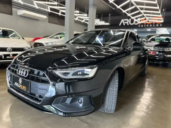 AUDI-A4-2022