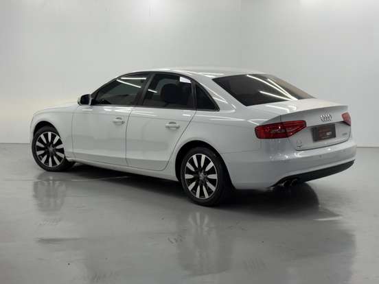 AUDI-A4-2.0 TFSI AMBIENTE 183CV GASOLINA 4P MULTITRONIC AUDI-A4-2014