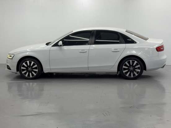 AUDI-A4-2.0 TFSI AMBIENTE 183CV GASOLINA 4P MULTITRONIC AUDI-A4-2014