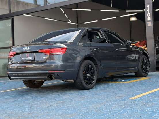 AUDI-A4-2.0 TFSI ATTRACTION GASOLINA 4P S TRONIC AUDI-A4-2017