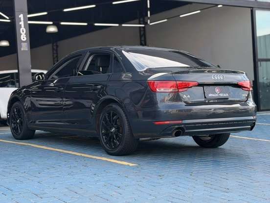 AUDI-A4-2.0 TFSI ATTRACTION GASOLINA 4P S TRONIC AUDI-A4-2017