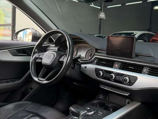 AUDI-A4-2.0 TFSI ATTRACTION GASOLINA 4P S TRONIC AUDI-A4-2017