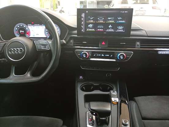 AUDI-A4-2.0 TFSI GASOLINA PERFORMANCE BLACK S TRONIC AUDI-A4-2020