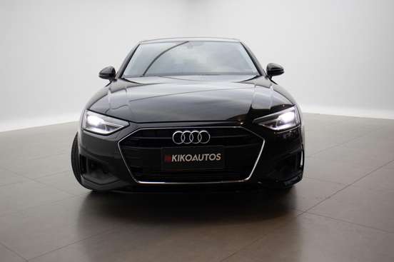 AUDI-A4-2022