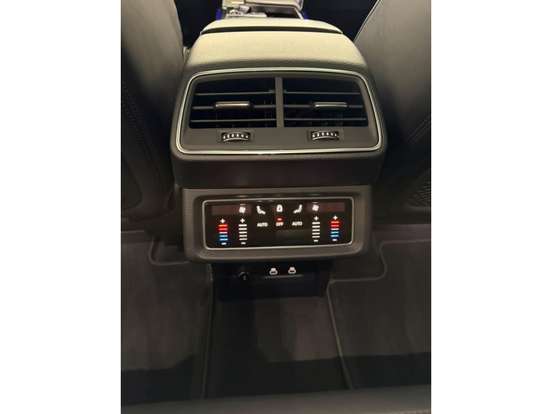 AUDI-E-TRON-2022