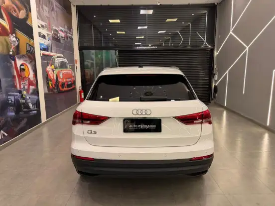 AUDI-Q3-2020