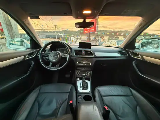 AUDI-Q3-2017