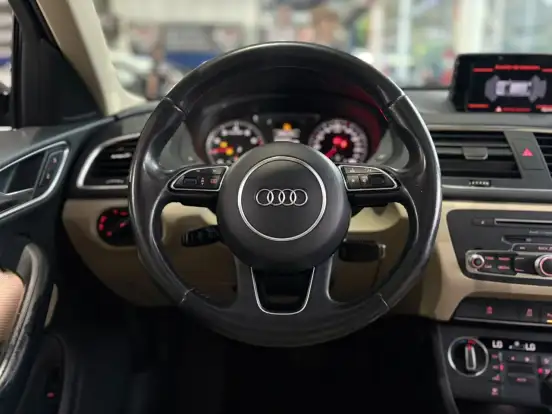 AUDI-Q3-1.4 TFSI AMBITION GASOLINA 4P S TRONIC AUDI-Q3-2016