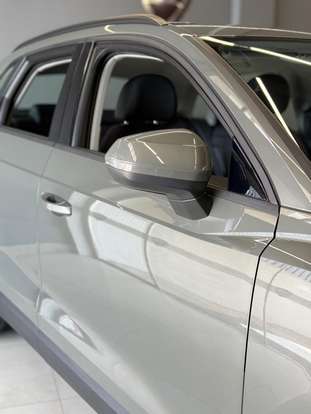 AUDI-Q3-2021