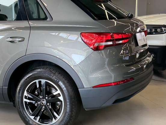 AUDI-Q3-1.4 35 TFSI GASOLINA PRESTIGE S TRONIC AUDI-Q3-2021