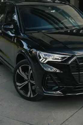 AUDI-Q3-2024