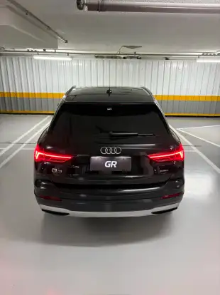 AUDI-Q3-2022
