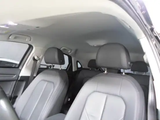 AUDI-Q3-2024