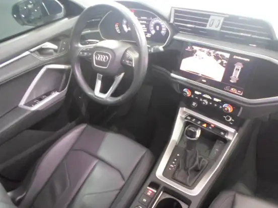 AUDI-Q3-2.0 40 TFSI GASOLINA SPORTBACK PERFORMANCE QUATTRO TIPTRONIC AUDI-Q3-2024