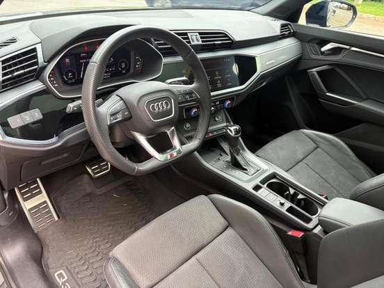 AUDI-Q3-2.0 40 TFSI GASOLINA PERFORMANCE BLACK PLUS QUATTRO TIPTRONIC AUDI-Q3-2024