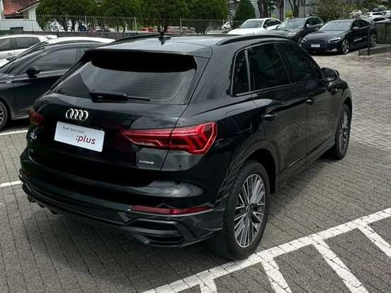 AUDI-Q3-2.0 40 TFSI GASOLINA PERFORMANCE BLACK QUATTRO TIPTRONIC AUDI-Q3-2022