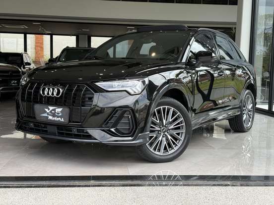 AUDI-Q3-2023