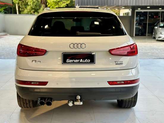 AUDI-Q3-2015