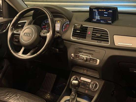 AUDI-Q3-2015